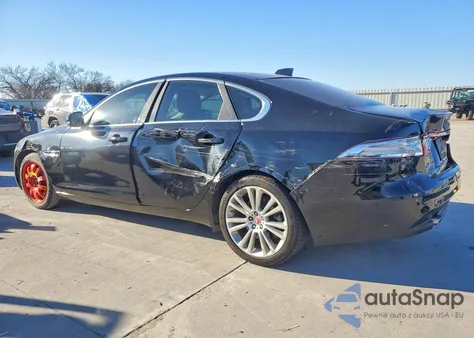 2020 Jaguar Xf Prestige z USA, uszkodzony, nr VIN SAJBE4FXXLCY83213